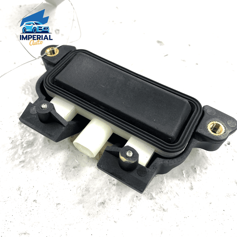 2012-2016 TESLA MODEL S LIFTGATE RELEASE HANDLE SWITCH W/ BRACKET OEM 