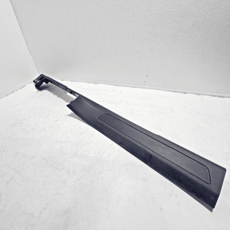 2018-25 VOLKSWAGEN ATLAS SE SEL FRONT PASSENGER DOOR SILL SCUFF KICK PLATE TRIM