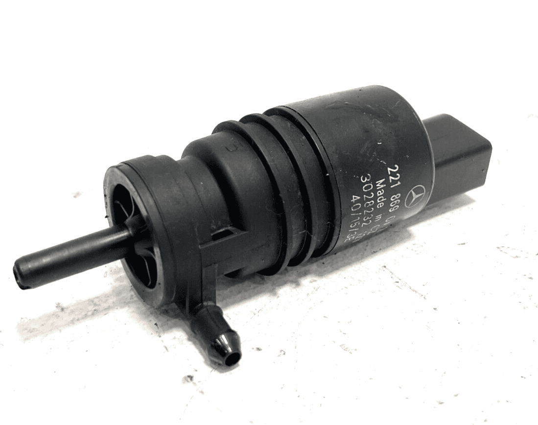 2016 MERCEDES-BENZ E 350 4MATIC Windshield Washer Tank Pump OEM
