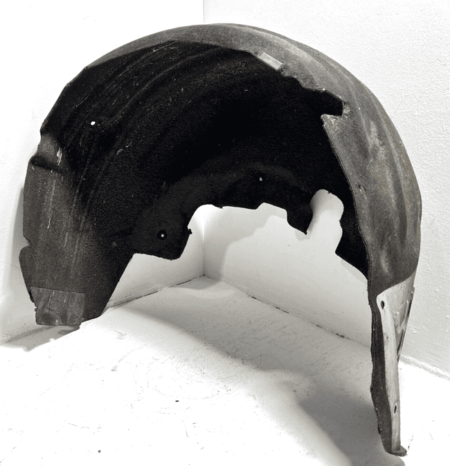 2010-2016 MERCEDES-BENZ E350 LEFT DRIVER REAR WHEELHOUSE FENDER LINER OEM