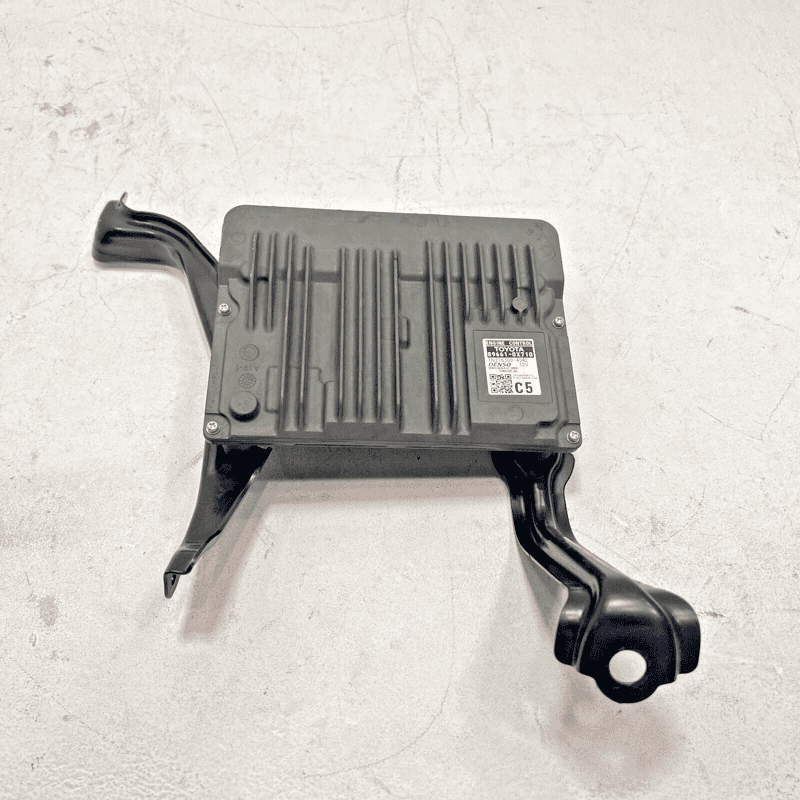 2021-23 TOYOTA CAMRY 2.5L FWD ENGINE COMPUTER CONTROL MODULE ECU W/ BRACKET OEM