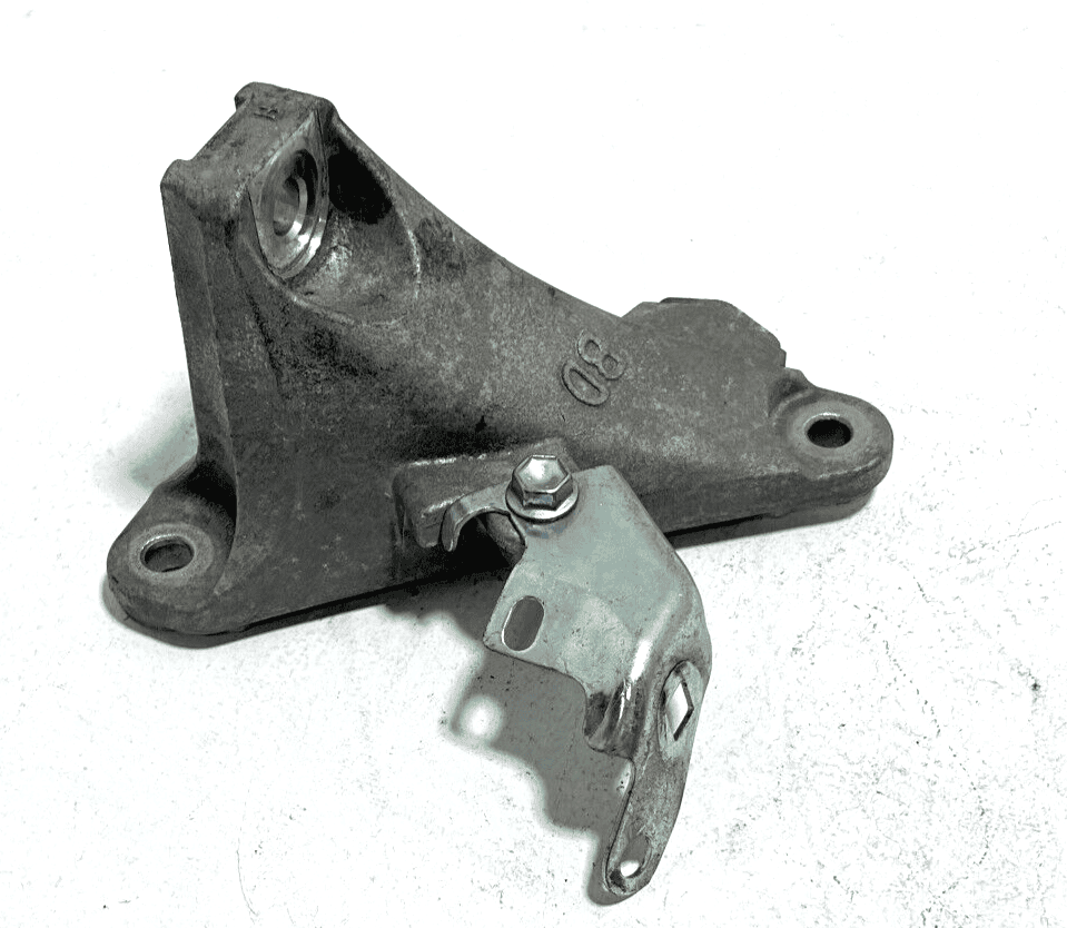 TOYOTA CAMRY SE 2018-2024 Front Engine Frame Mount Support Bracket OEM