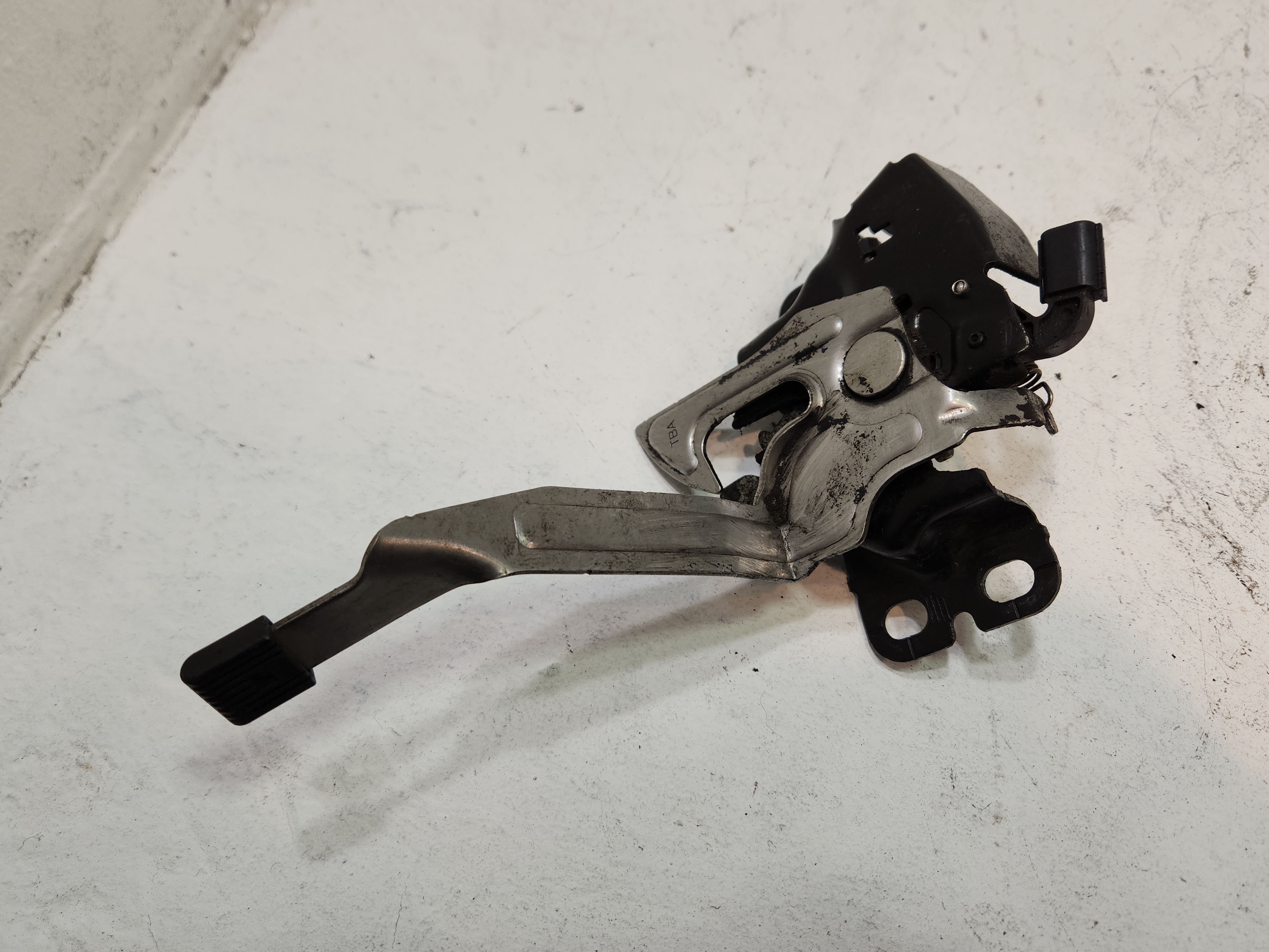 2016 - 2021 HONDA CIVIC HOOD BONNET LOCK LATCH OEM