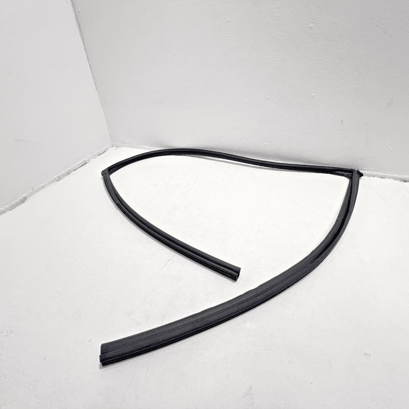 2016-2021 HONDA CIVIC FRONT DRIVER DOOR WINDOW GLASS RUN CHANNEL SEAL OEM