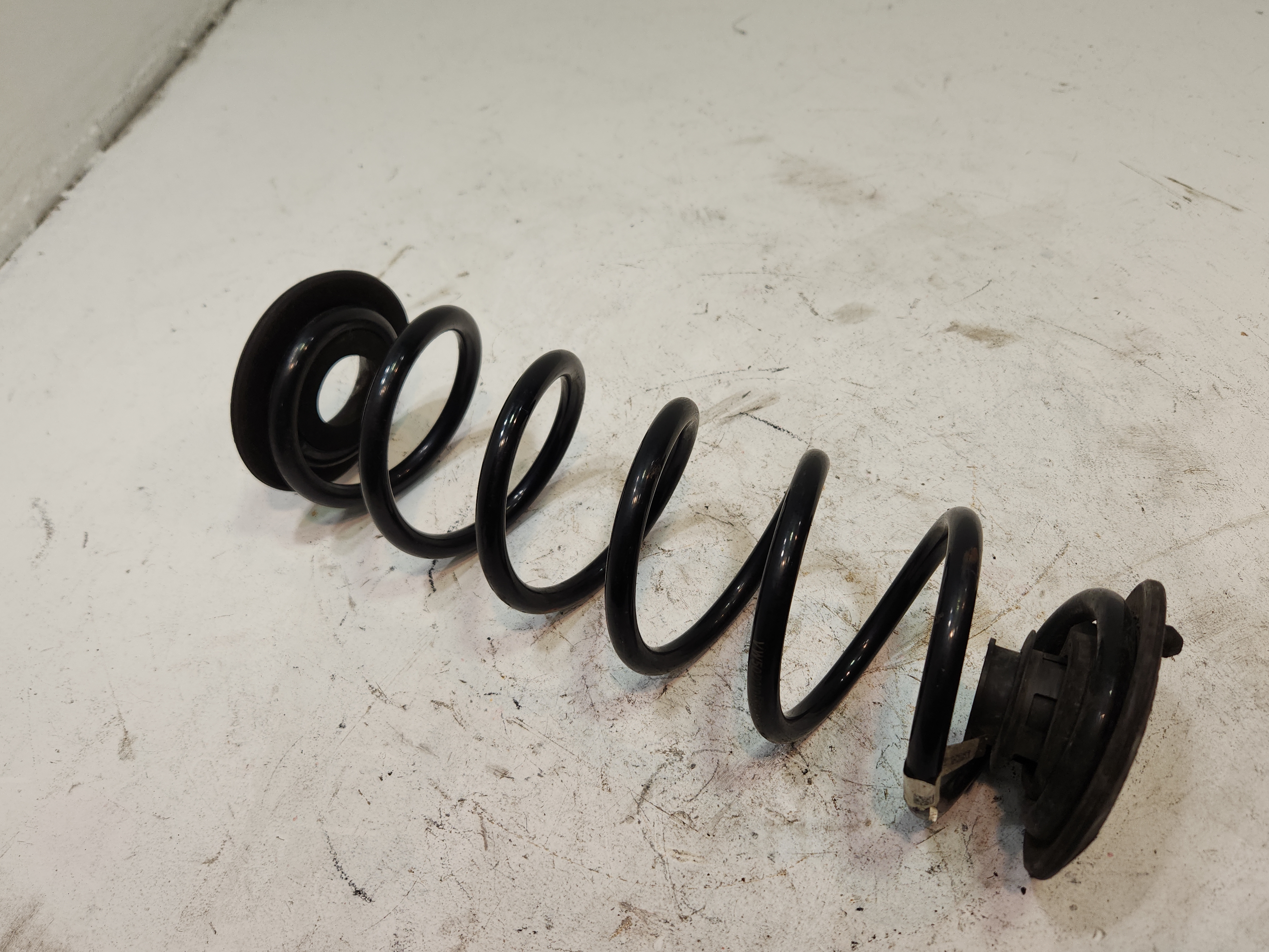 2019-2025 Volkswagen Jetta Rear Suspension Left or Right Side Coil Spring OEM
