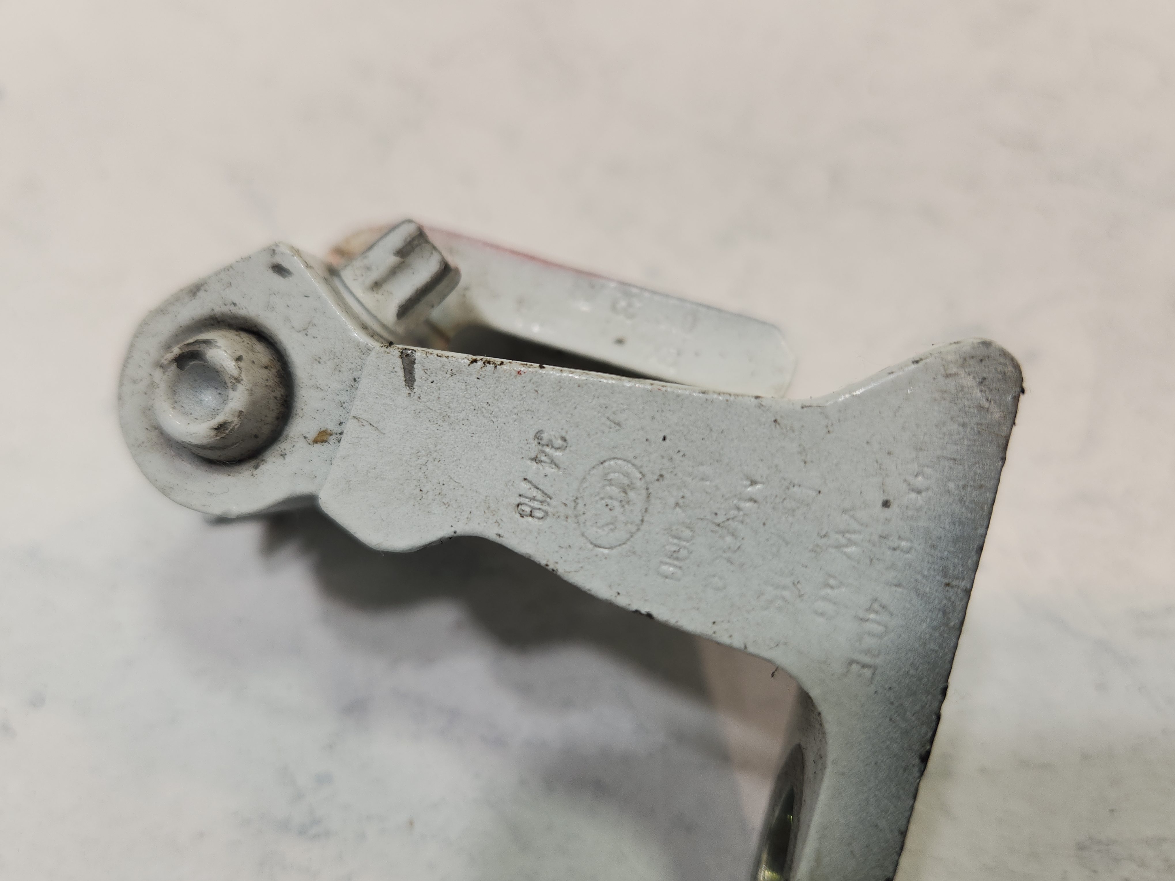 2019-2025 Volkswagen Jetta Front Left Driver Side Door Upper Hinge *0Q0Q* OEM