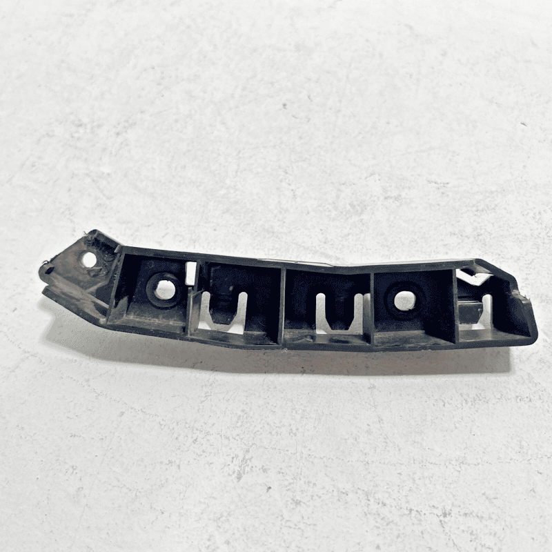 2012-2018 Ford Focus Front  Bumper Left Driver Side Retainer Bracket Brace OEM