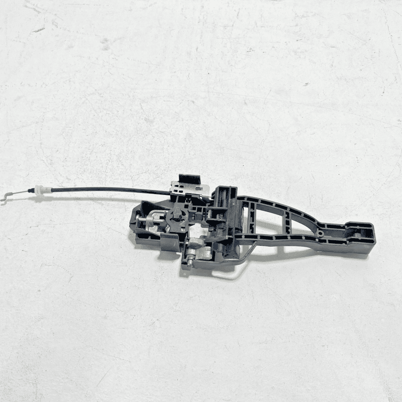 2012 - 2018 FORD FOCUS REAR LEFT DRIVER SIDE EXTERIOR DOOR HANDLE BASE OEM