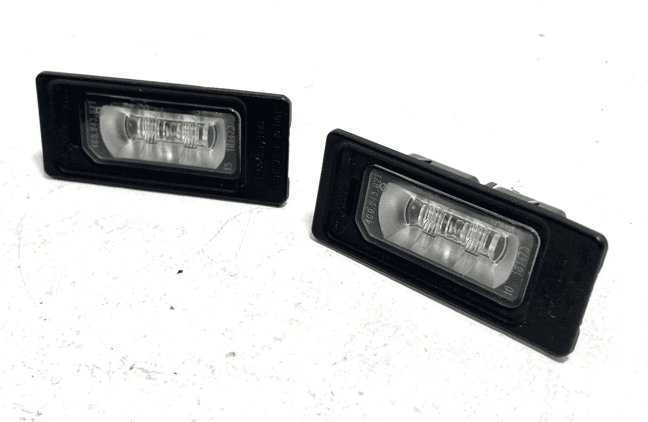 2012-2017 AUDI A6 REAR RIGHT OR LEFT SIDE LICENSE PLATE LIGHT LAMP OEM 1PCS
