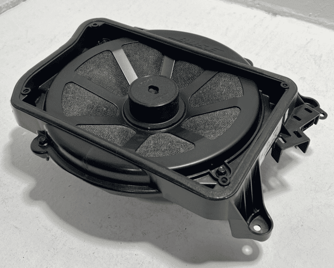 2016 AUDI A6 REAR DECK SHELF PANEL CENTER SUBWOOFER SPEAKER BOSE OEM