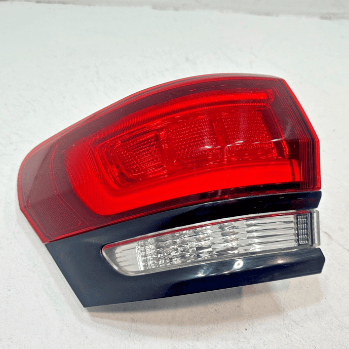 2014-21 Jeep Grand Cherokee Rear Left Driver Side Outer Taillight Lamp Light OEM