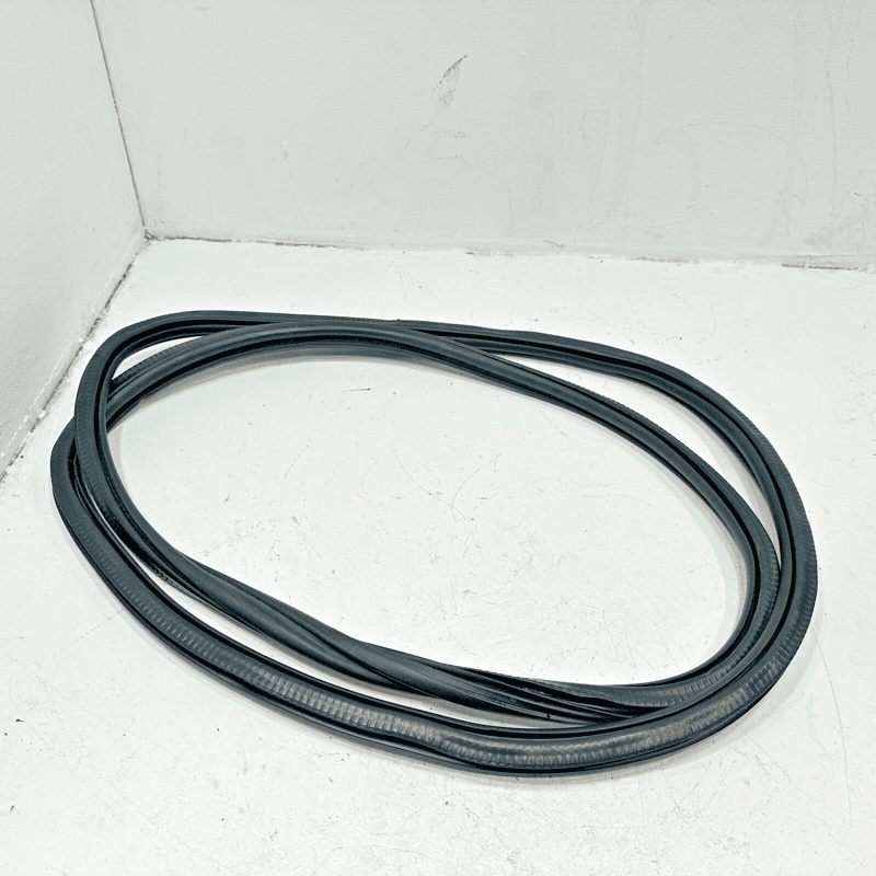 12-18 AUDI A6 FRONT LEFT OR RIGHT DOOR WEATHERSTRIP OUTER SEAL RUBBER COVER OEM