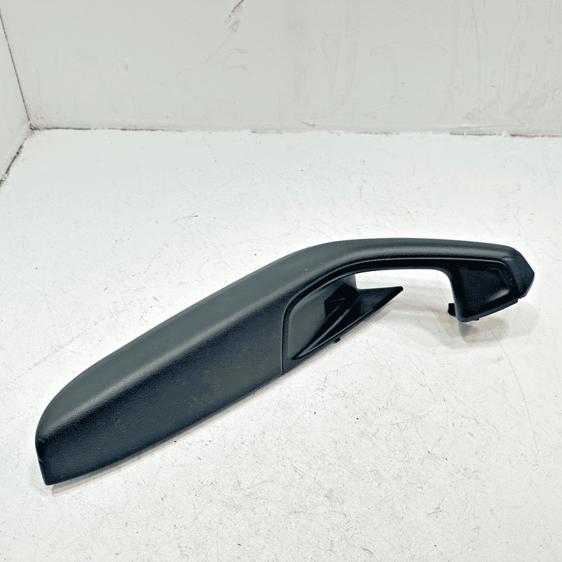 2012-2018 AUDI A6 FRONT PASSENGER SIDE DOOR ARMREST & PANEL PULL HANDLE TRIM OEM