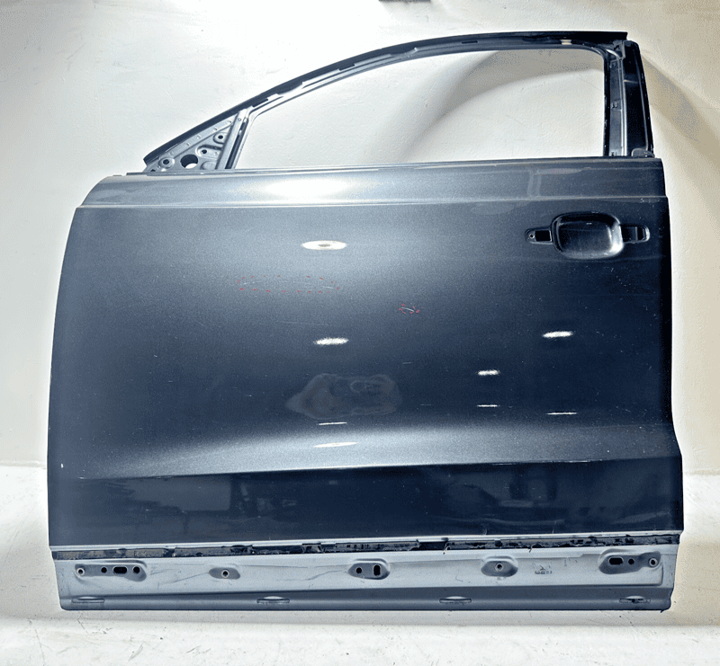 2015-2018 AUDI Q3  FRONT LEFT DRIVER DOOR SHELL SKIN FRAME PANEL OEM GRAY LZ7S