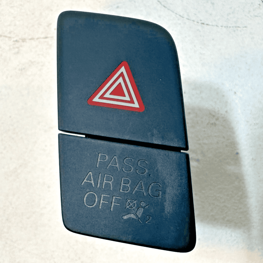 15-18 AUDI Q3 DASH DASHBOARD HAZARD LIGHT & PASSENGER SRS OFF CONTROL SWITCH OEM