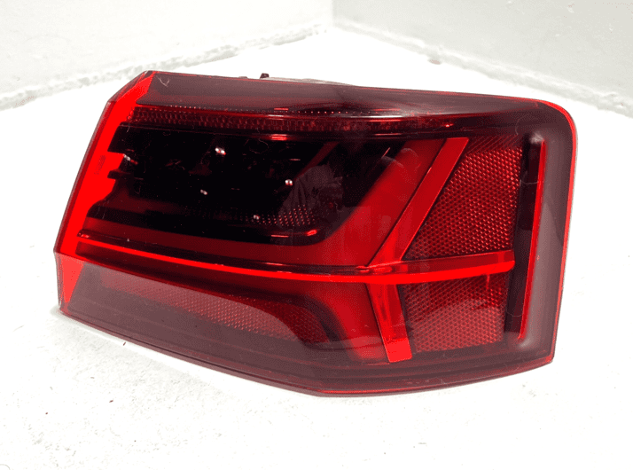 AUDI OEM A6 2016-2018 REAR LEFT DRIVER SIDE OUTER TAILLIGHT LAMP