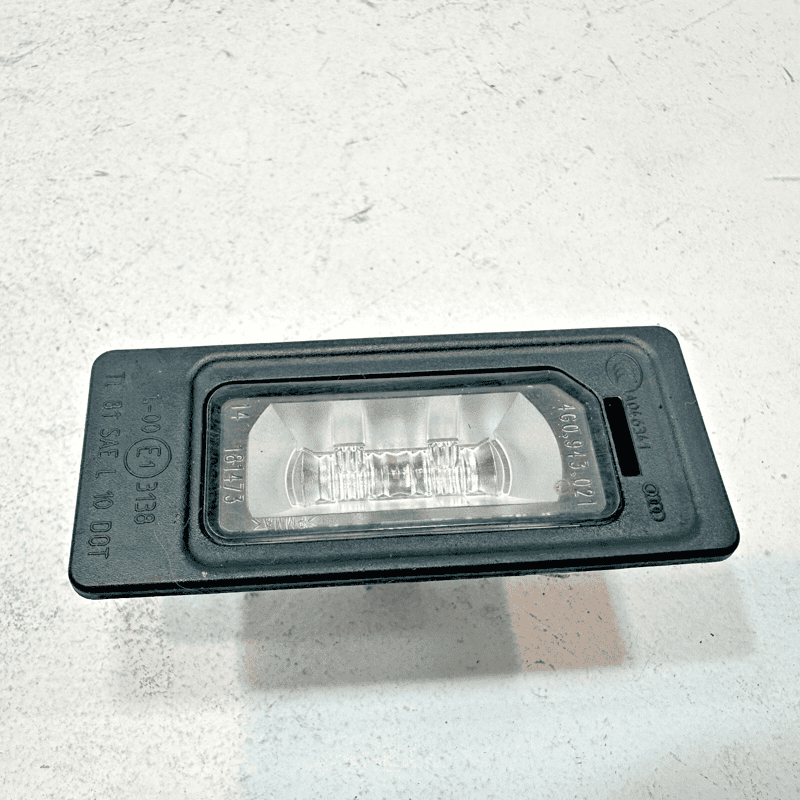 2012-2018 AUDI A6 S6 REAR RIGHT OR LEFT SIDE LICENSE PLATE LIGHT LAMP OEM 1PCS