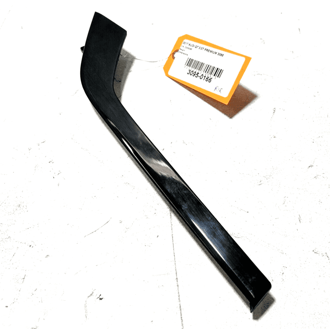 2017-2019 AUDI Q7 REAR LEFT DRIVER SIDE DOOR TRIM MOLDING OEM