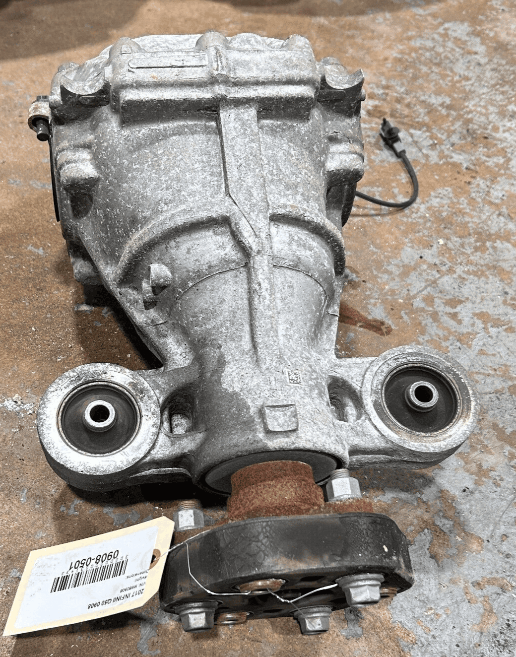 2014-2020 Infiniti Q50 2.0L AWD Rear Differential Axle Carrier OEM