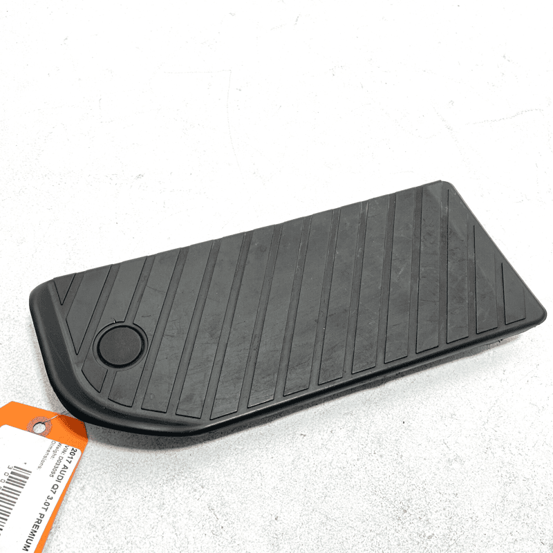 Front Left Foot Rest Dead Pedal Pad Cover AUDI Q7 2017-2019 OEM