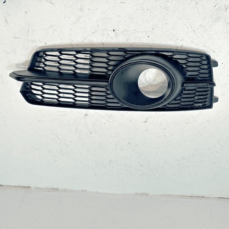 2016-2018 AUDI S6 FRONT LEFT DRIVER SIDE FOG LIGHT GRILLE COVER LID OEM