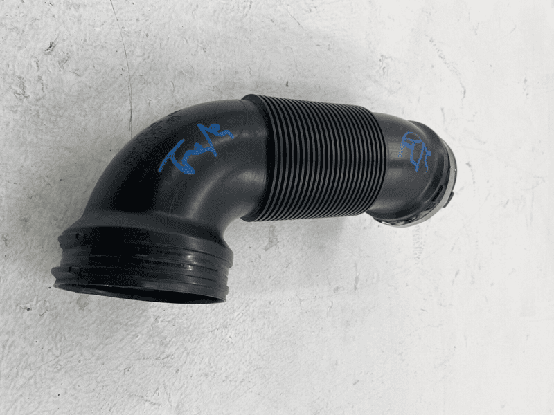 2018-2021 VOLKSWAGEN ATLAS ENGINE AIR INTAKE TUBE INLET DUCT HOSE OEM 3QF12