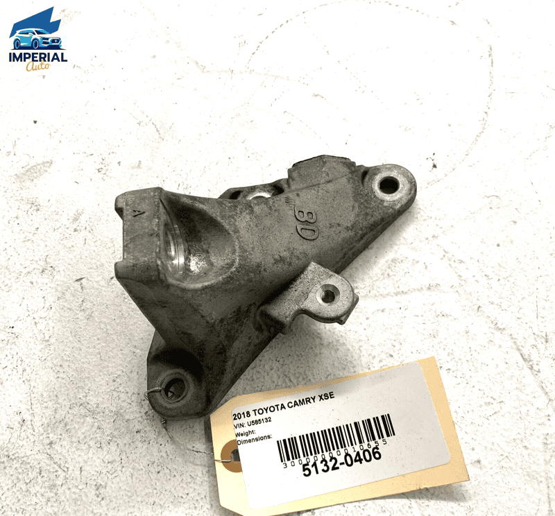 Toyota Camry XSE 2018-2023 1PCS Front Left Driver Side Engine Mount Bracket