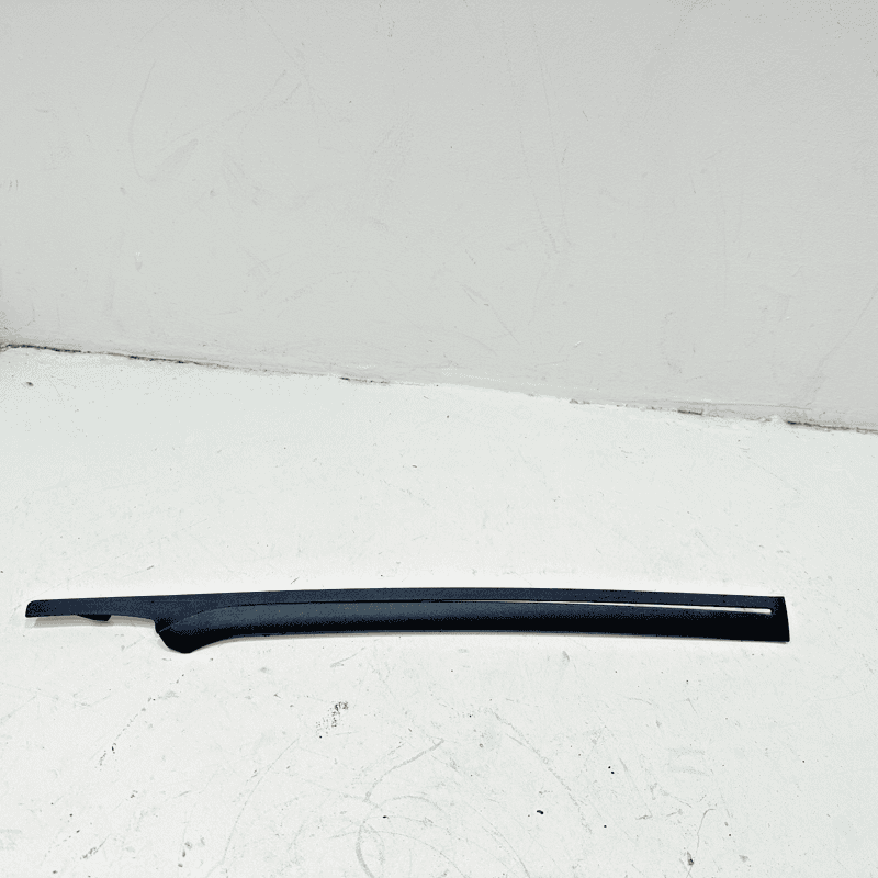 AUDI A6 S6 REAR DRIVER SIDE ROLLER SUN BLIND SHADE TRACK COVER TRIM 2012-18 OEM