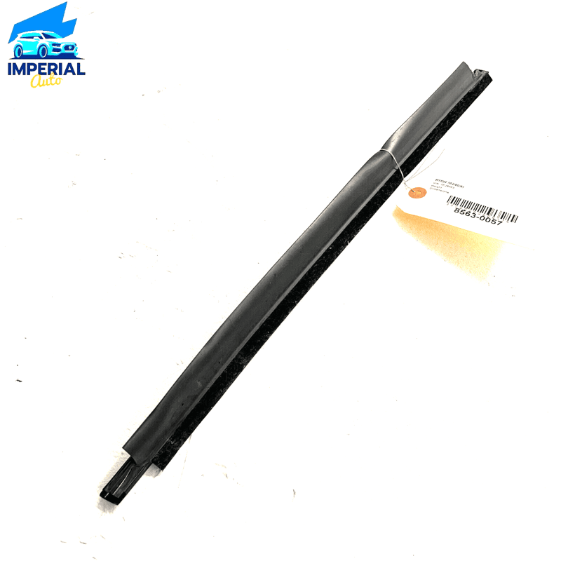 BMW M240xi F23 2017-2021 REAR PASSENGER SIDE WEATHERSTRIP TRIM LINE MOLDING