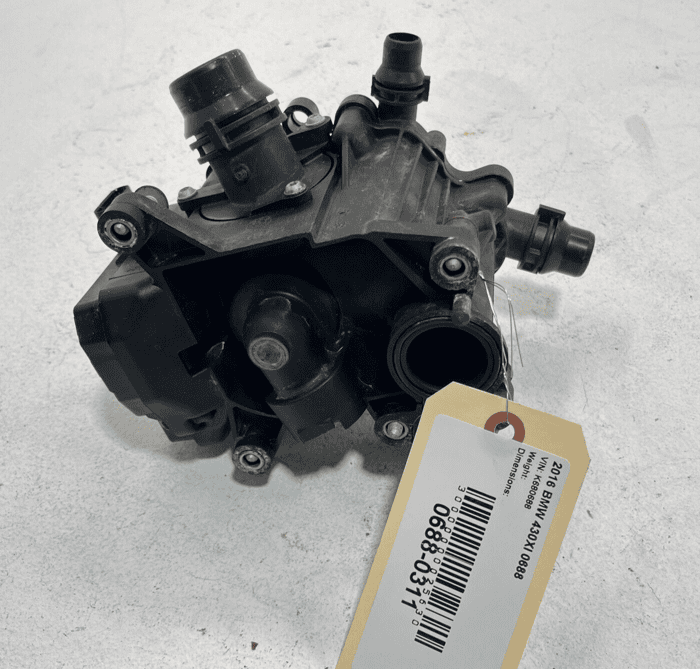 2017-2018-2019-2020 BMW 430xi Engine Cooling Thermostat Heat Module OEM