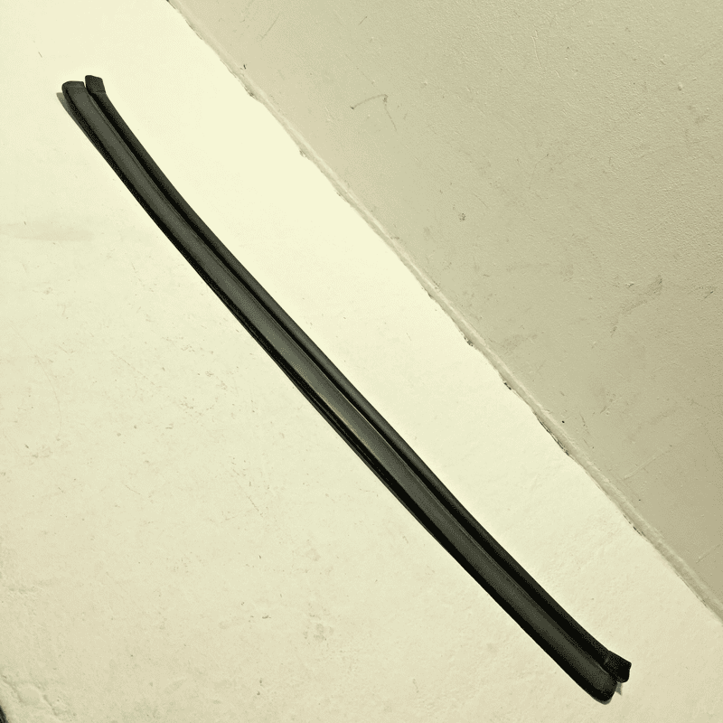 2011-16 Bmw 550I 528i F10 Front Bumper Hood Rubber Weatherstrip Seal Gasket OEM