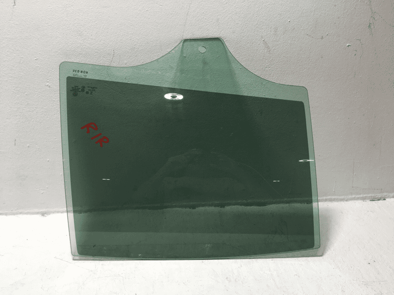 2018-2020 BMW 530E G30 REAR RIGHT PASSENGER SIDE DOOR WINDOW GLASS OEM