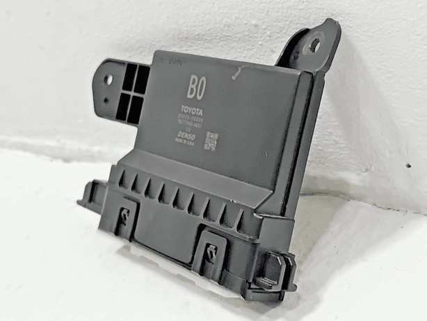 TOYOTA CAMRY AIR CONDITIONER AC CLIMATE TEMPERATURE CONTROL MODULE 2018-2019 OEM
