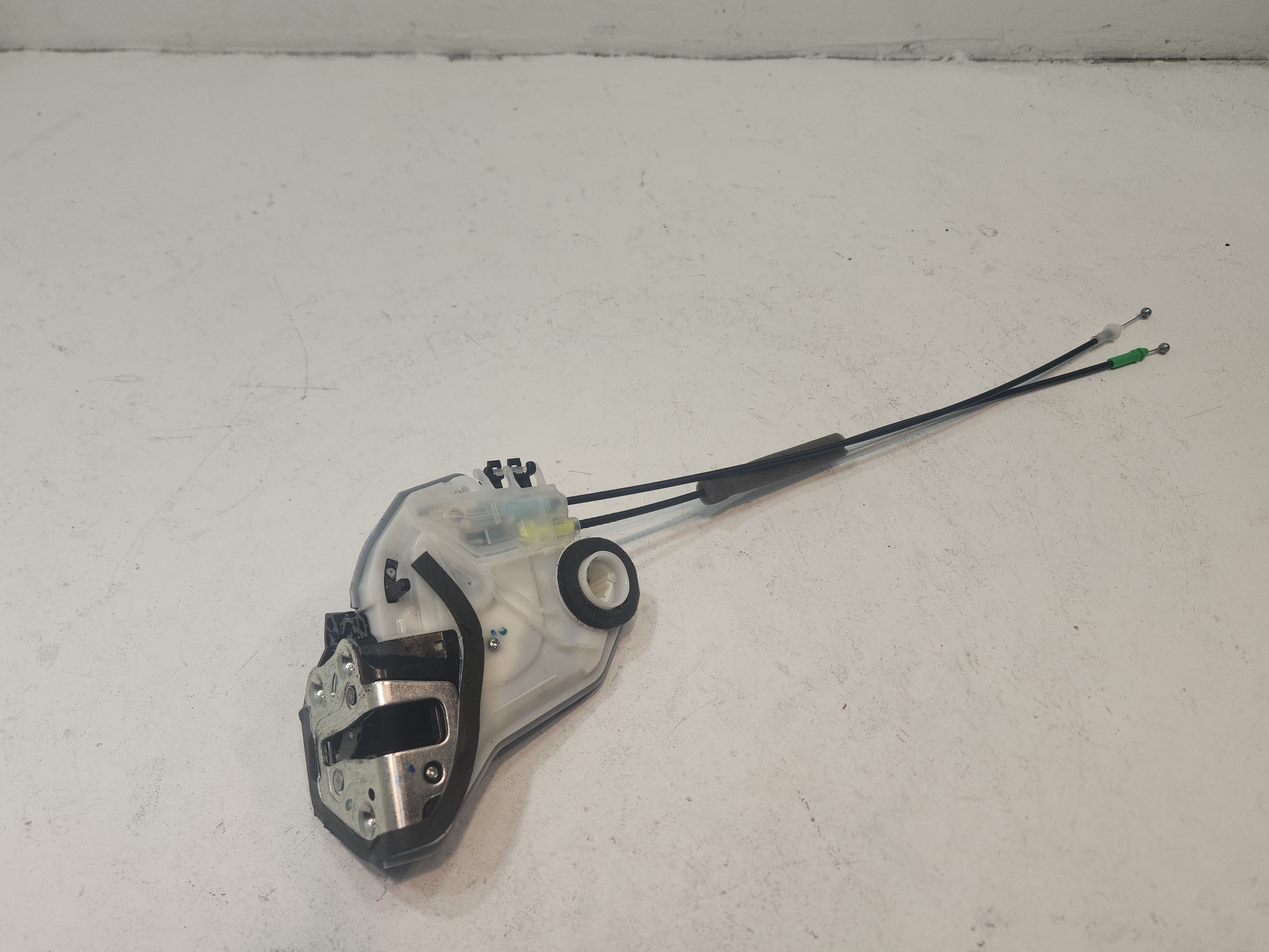 2018-2024 TOYOTA CAMRY REAR RIGHT PASSENGER SIDE DOOR LOCK LATCH ACTUATOR OEM