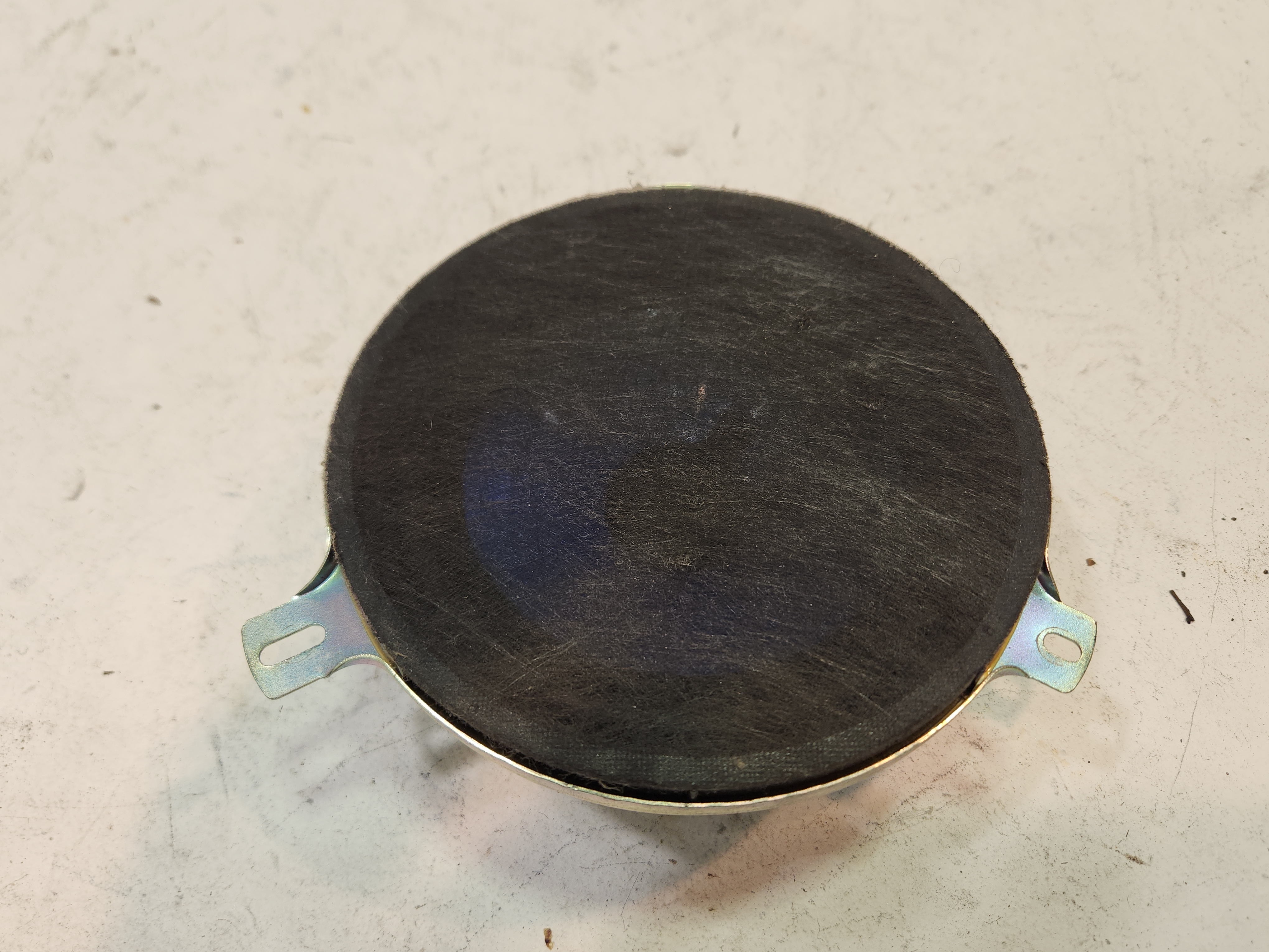 2011-2021 JEEP GRAND CHEROKEE  REAR LEFT OR RIGHT DOOR AUDIO SPEAKER OEM