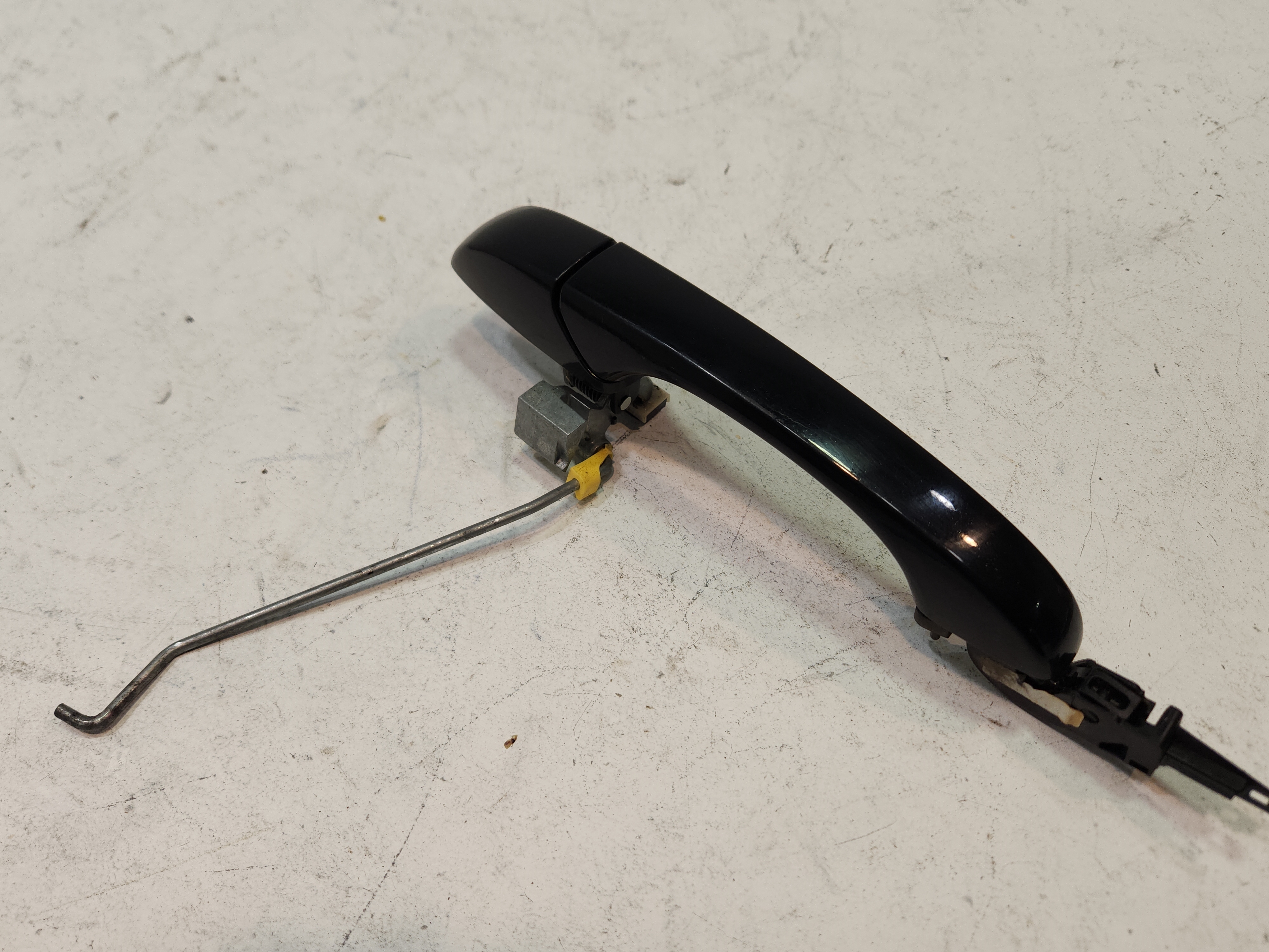 2017-2021 JEEP GRAND CHEROKEE  REAR DRIVER SIDE EXTERIOR HANDLE  BLACK_PXJ OEM