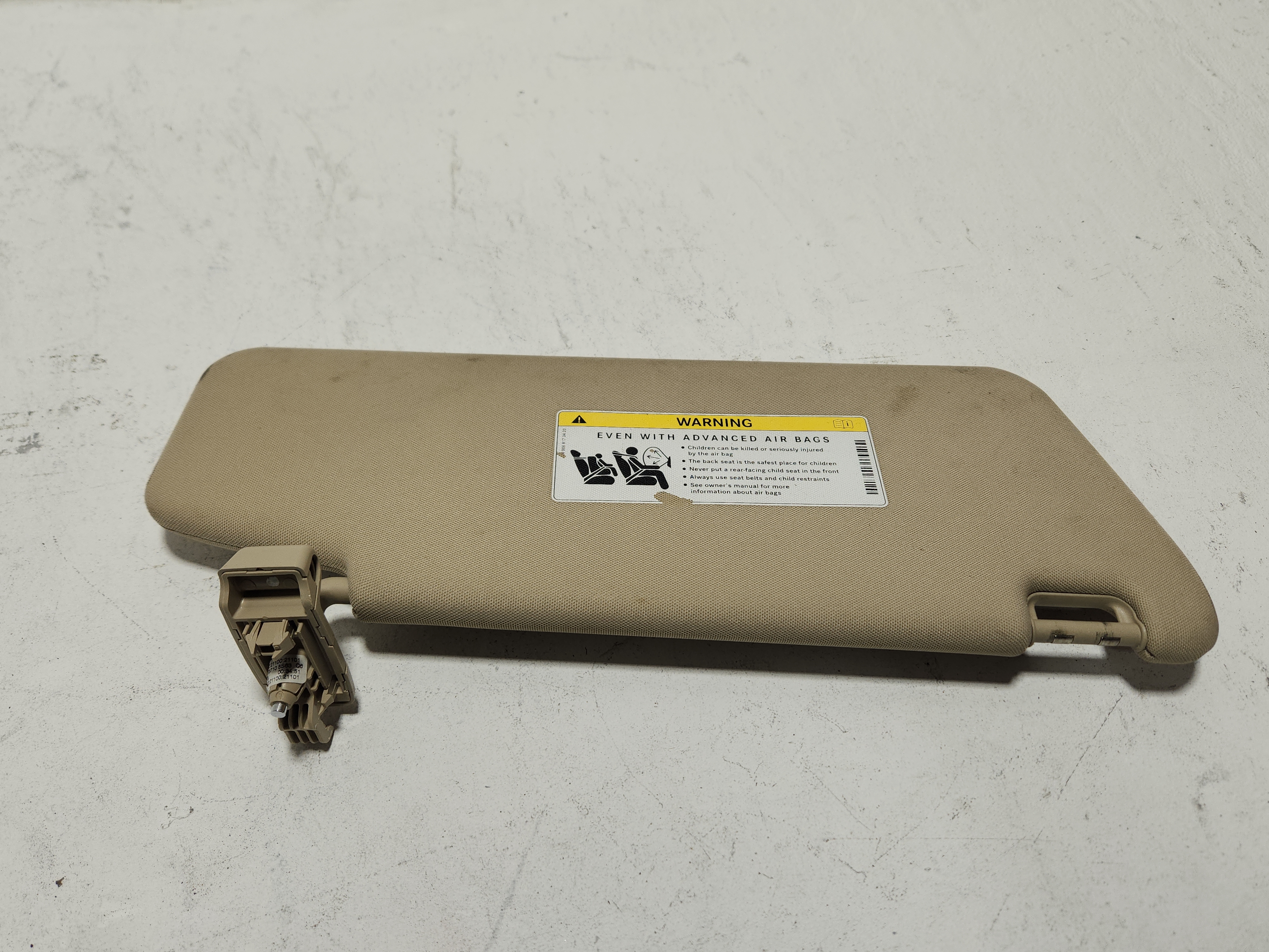 2014-16 Front Windshield Left Driver Side Sunvisor Sun Visor OEM Beige