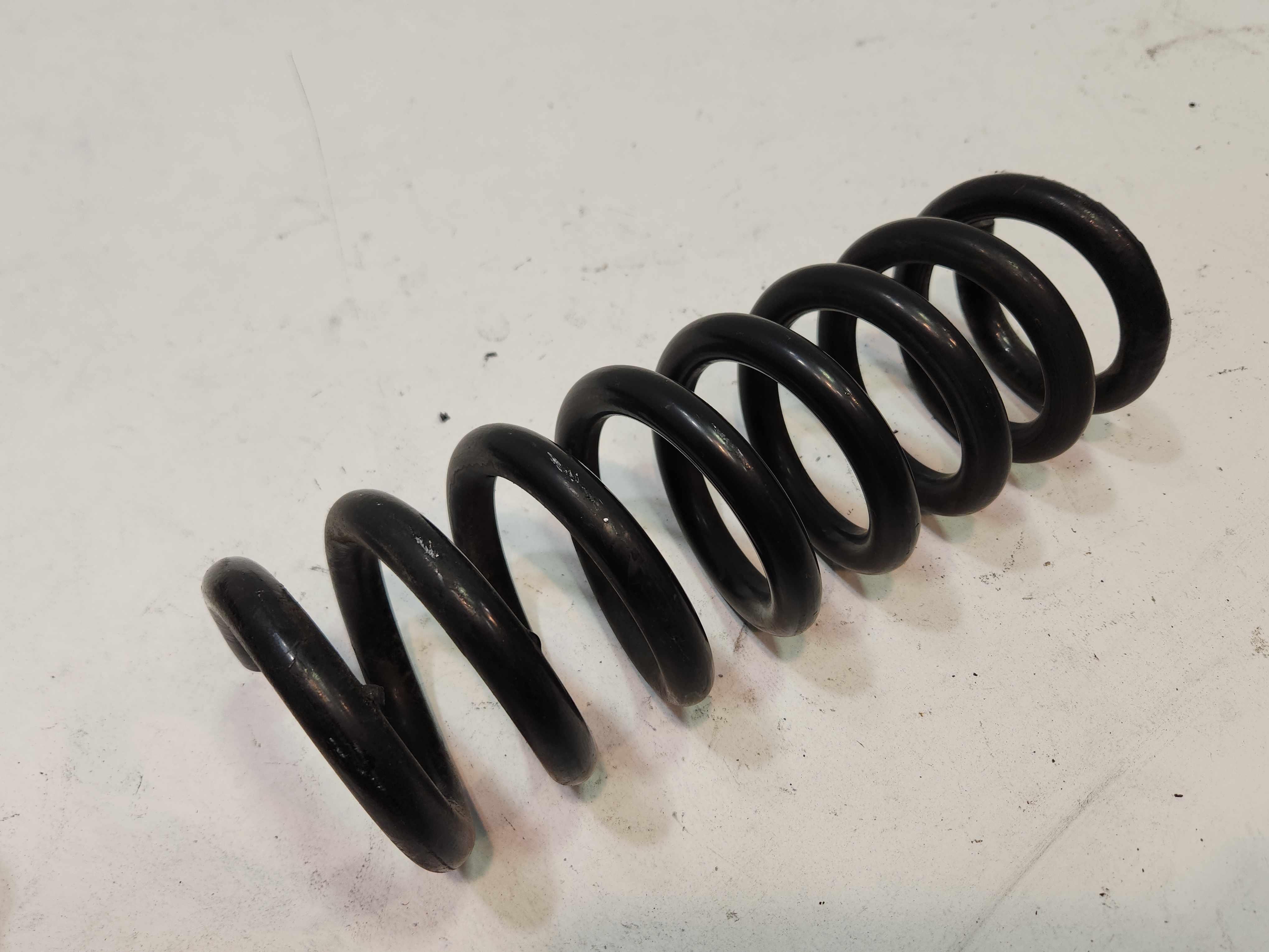 2010-2016 Mercedes W212 E350 Rear Suspesion Right or Left Side Coil Spring OEM