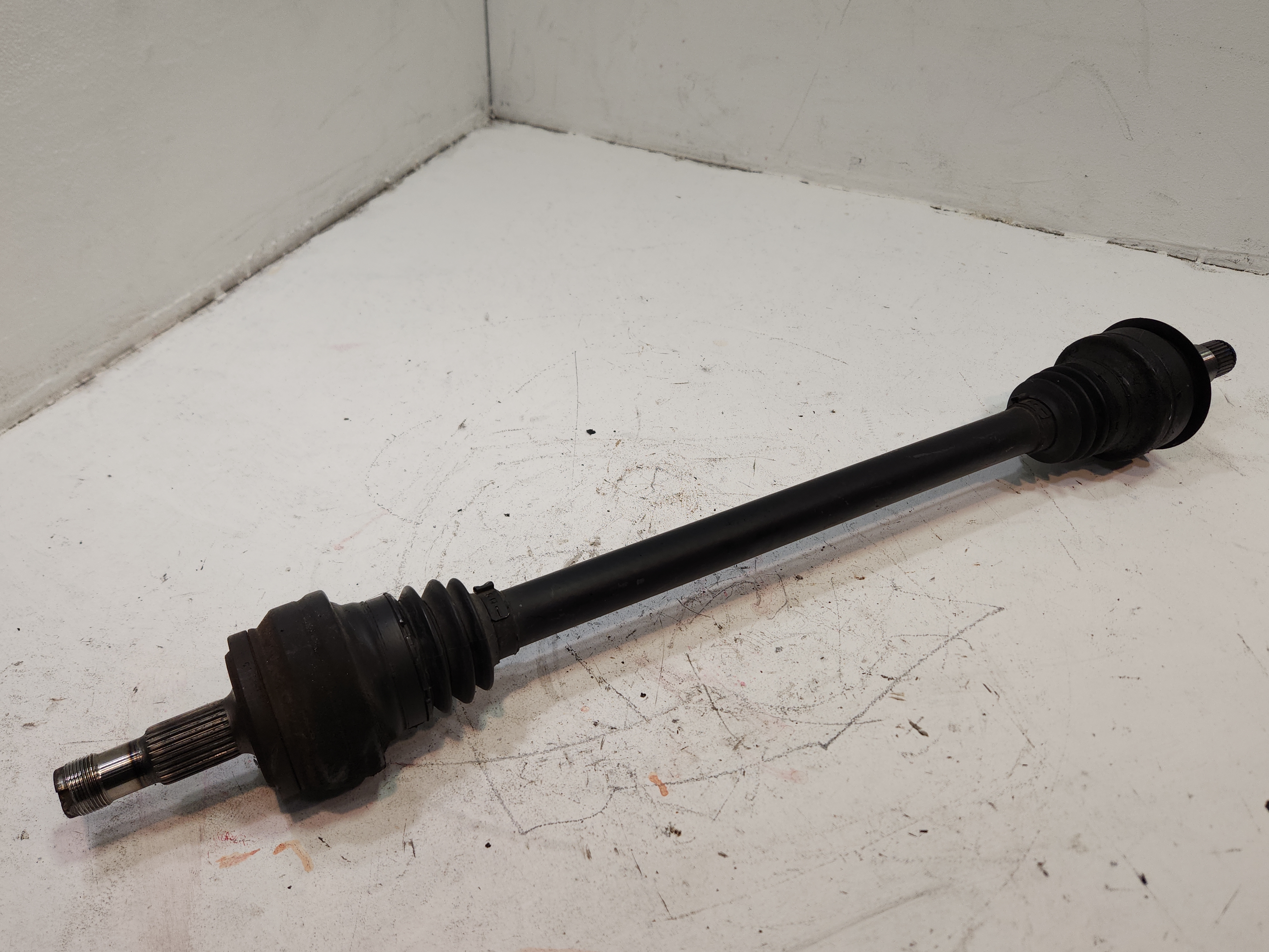 2010-2016 Mercedes W212 E350 4Matic Rear Driver Side Axle Shaft Halfshaft OEM