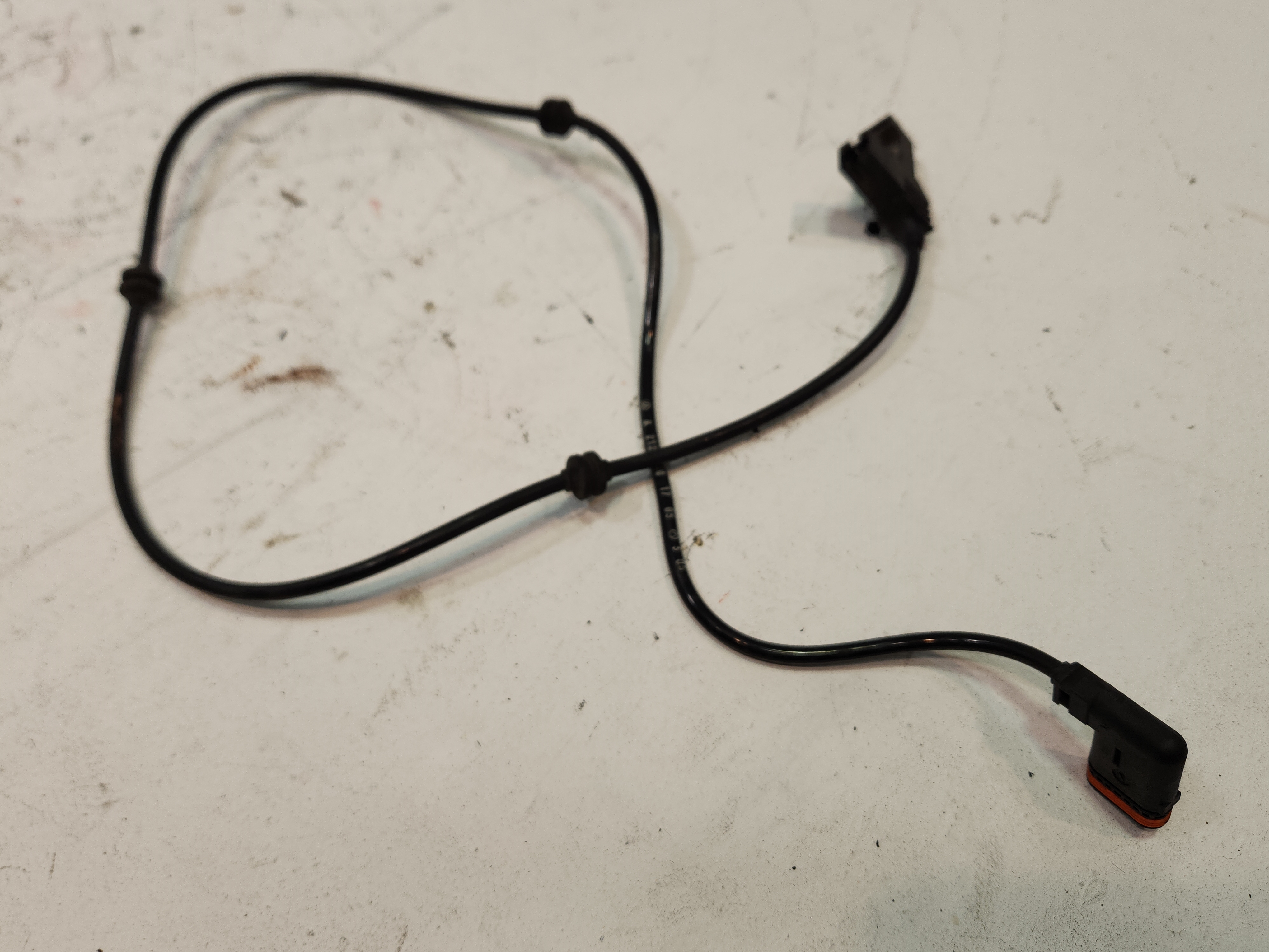 2010-2014 Mercedes W212 E350 Rear Right Passenger Side Brake Pad Wear Sensor OEM