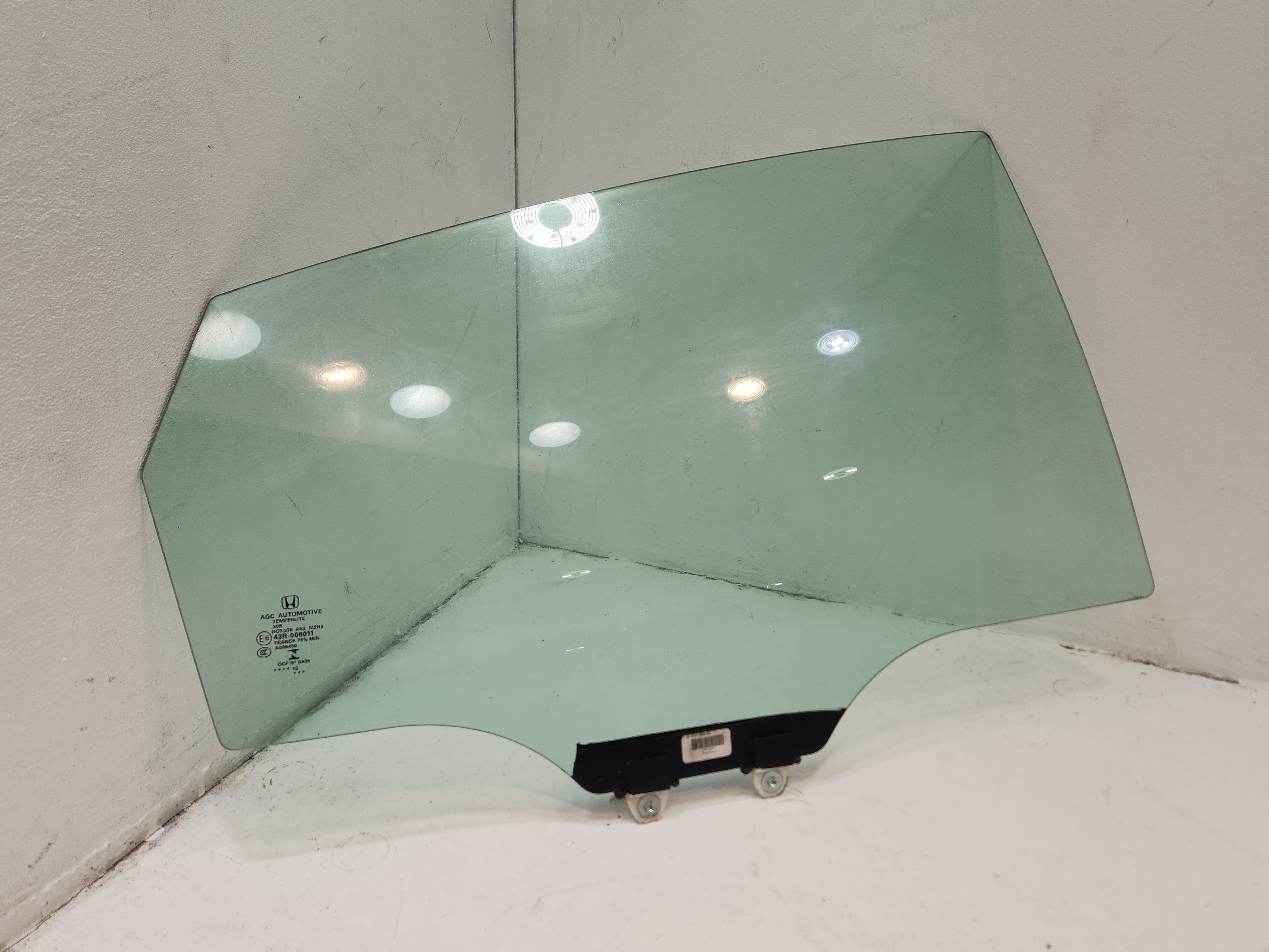 2018-2020 Honda Civic Rear Right Passenger Door Window Glass OEM