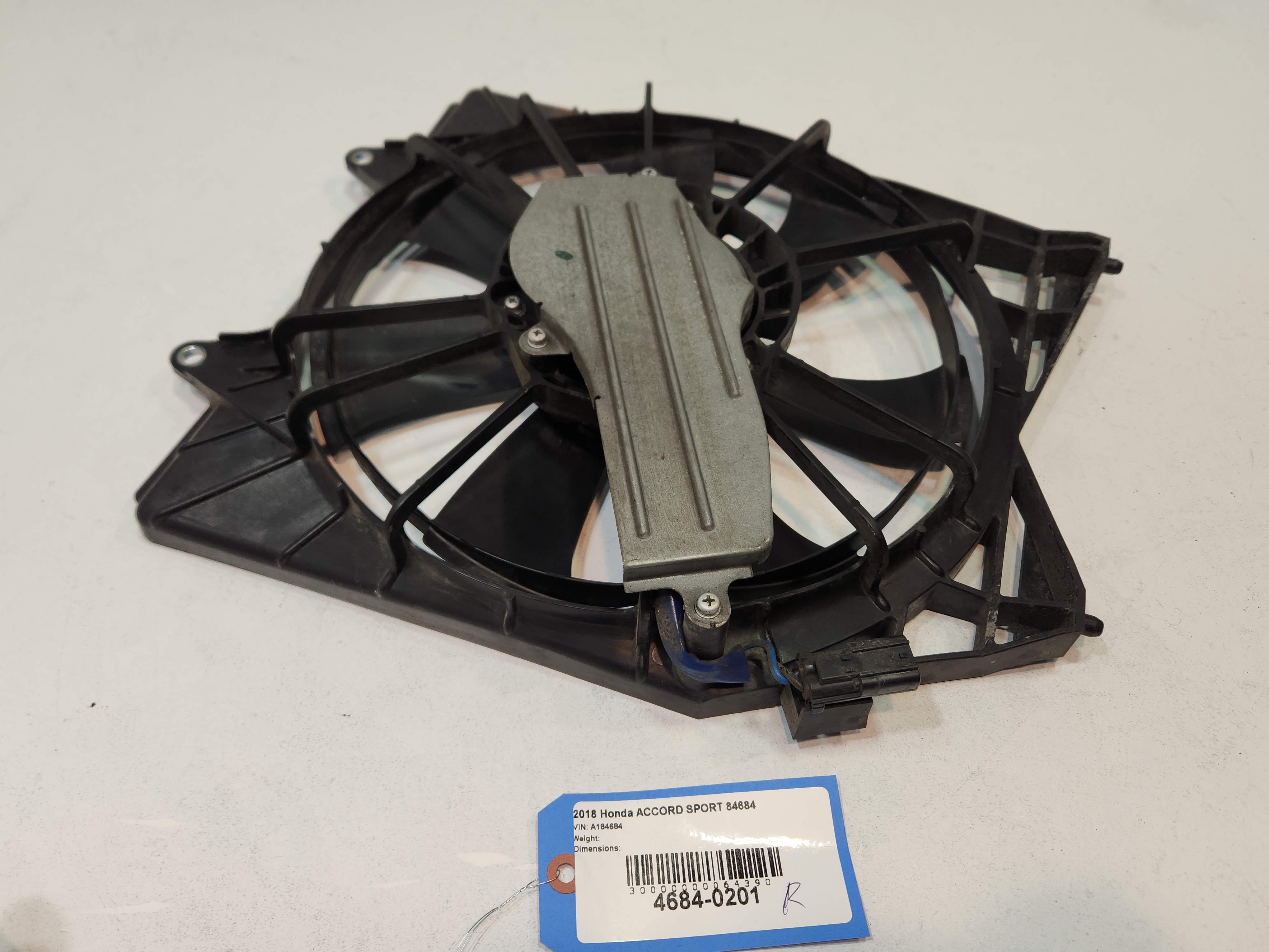 2018-2022 HONDA ACCORD RIGHT SIDE RADIATOR COOLING FAN SHROUD BLADE MOTOR OEM