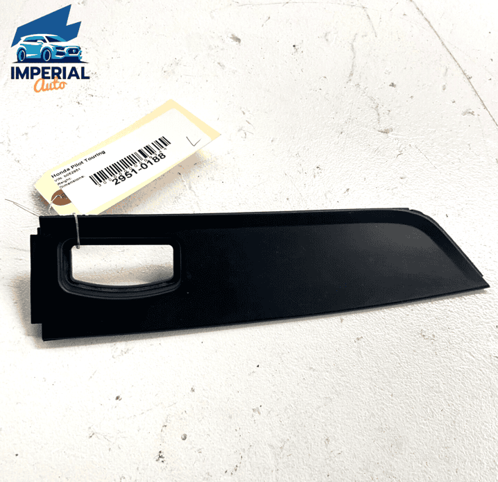 2016-2021 HONDA PILOT REAR DRIVER SIDE LICENSE LIGHT LAMP MOLDING COVER TRI