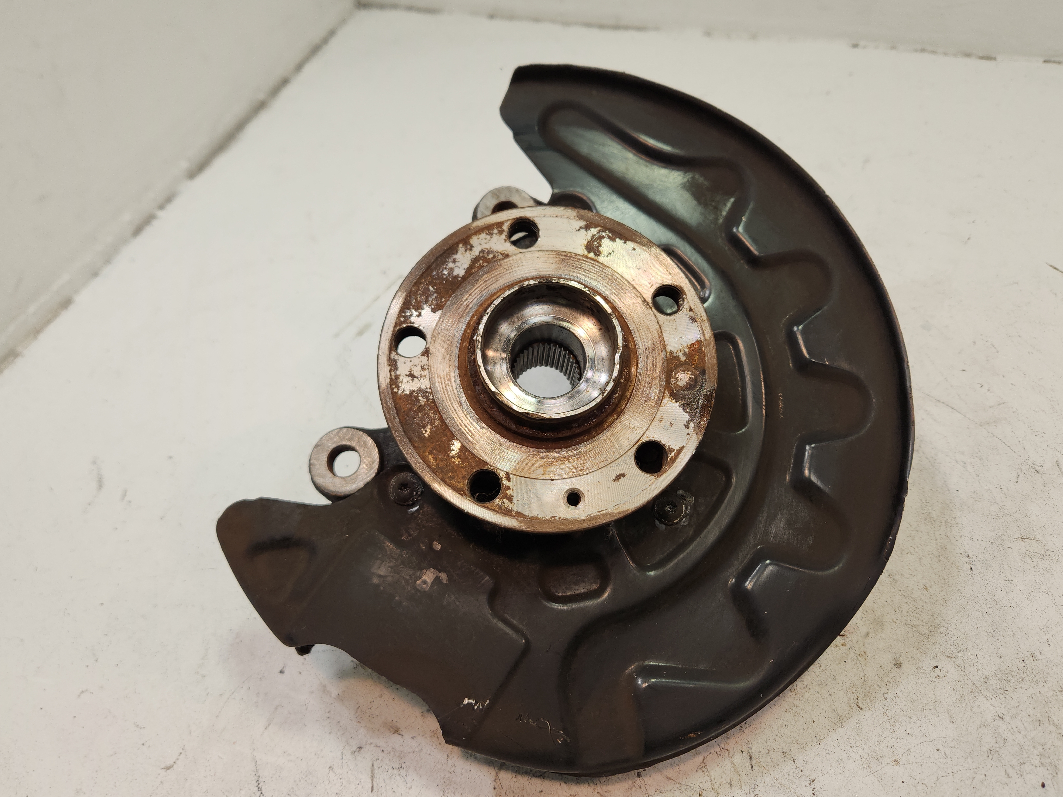 2019-24 VOLKSWAGEN JETTA FWD FRONT LEFT DRIVER SIDE SPINDLE KNUCKLE HUB OEM
