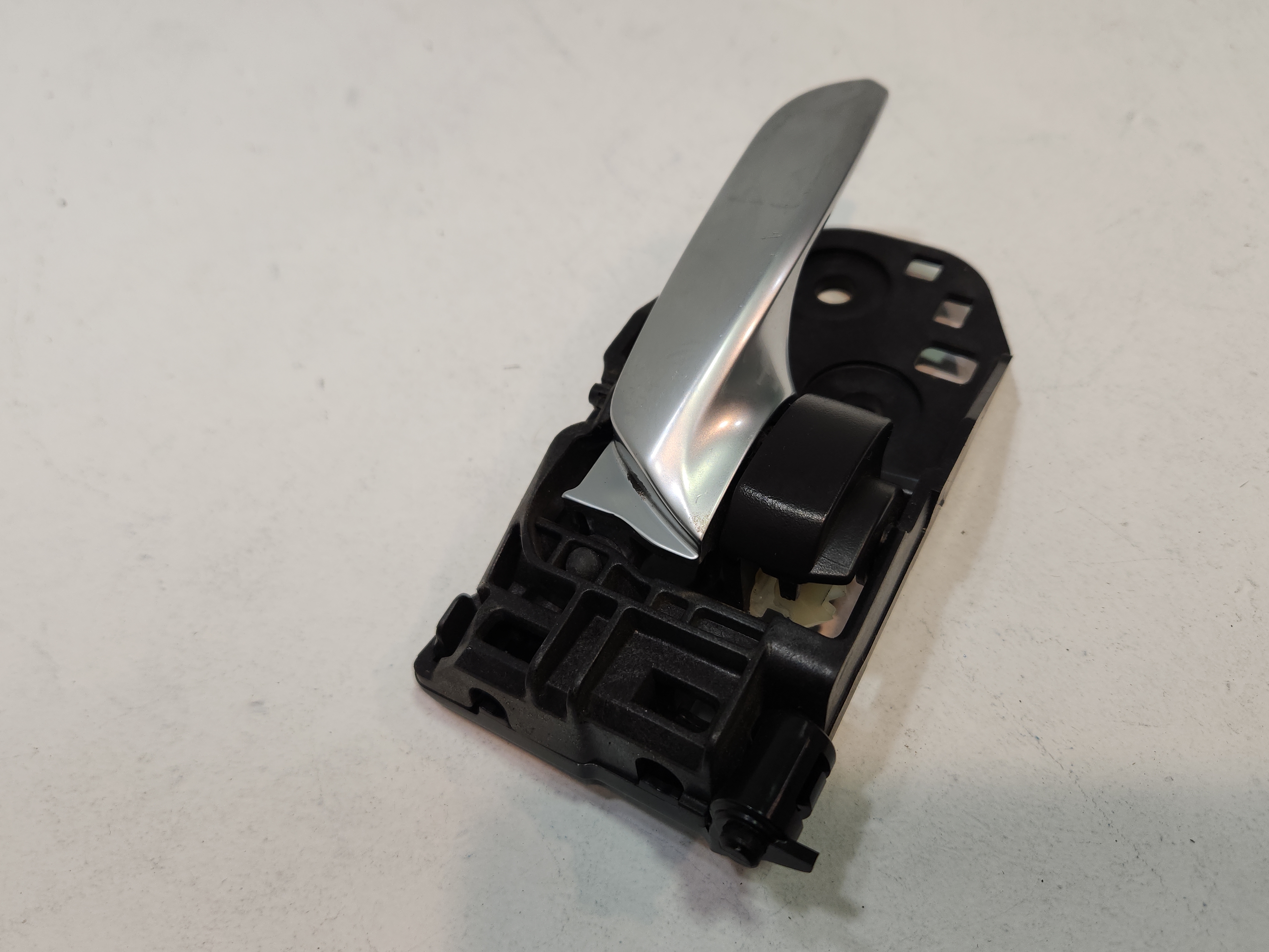 2014-2020 ACURA MDX FRONT OR REAR RIGHT PASSENGER SIDE DOOR INTERIOR HANDLE OEM