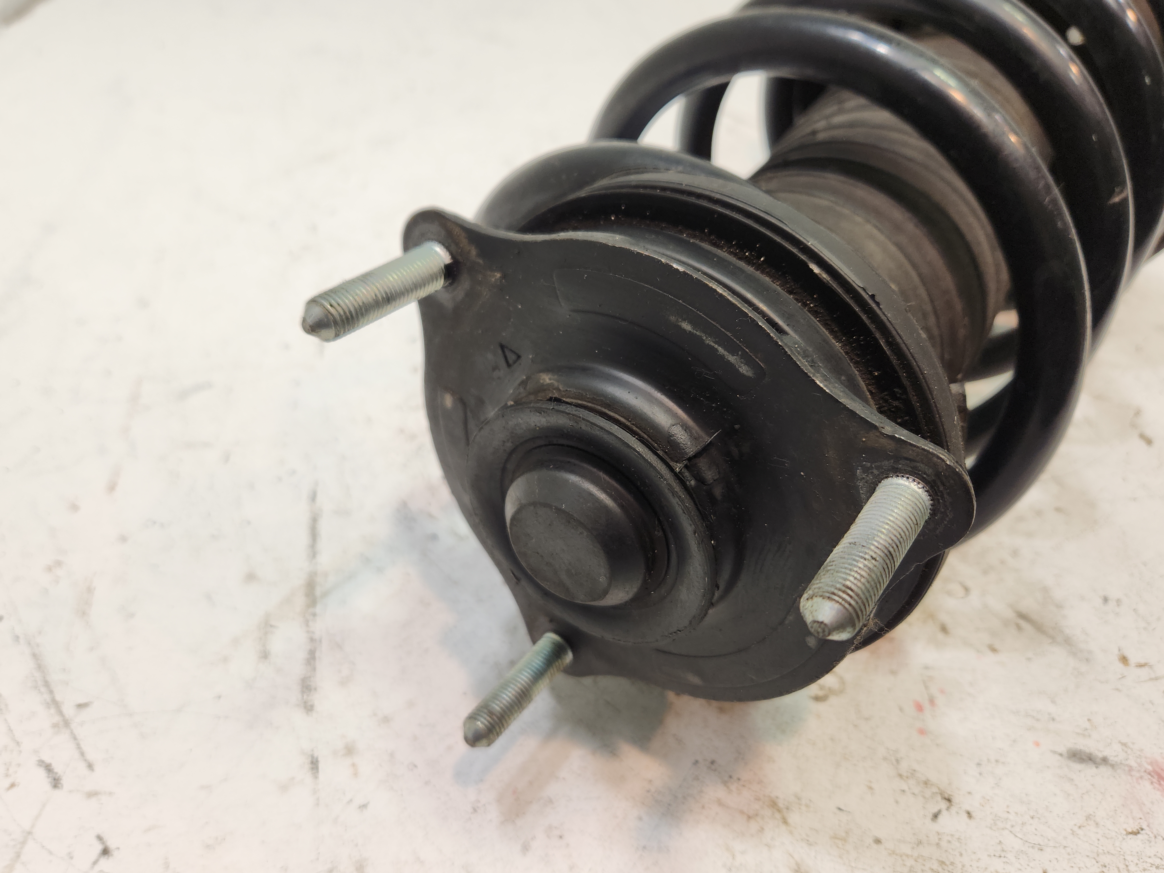 2014-2020 ACURA MDX AWD FRONT PASSENGER SIDE SUSPENSION SHOCK STRUT ABSORBER OEM