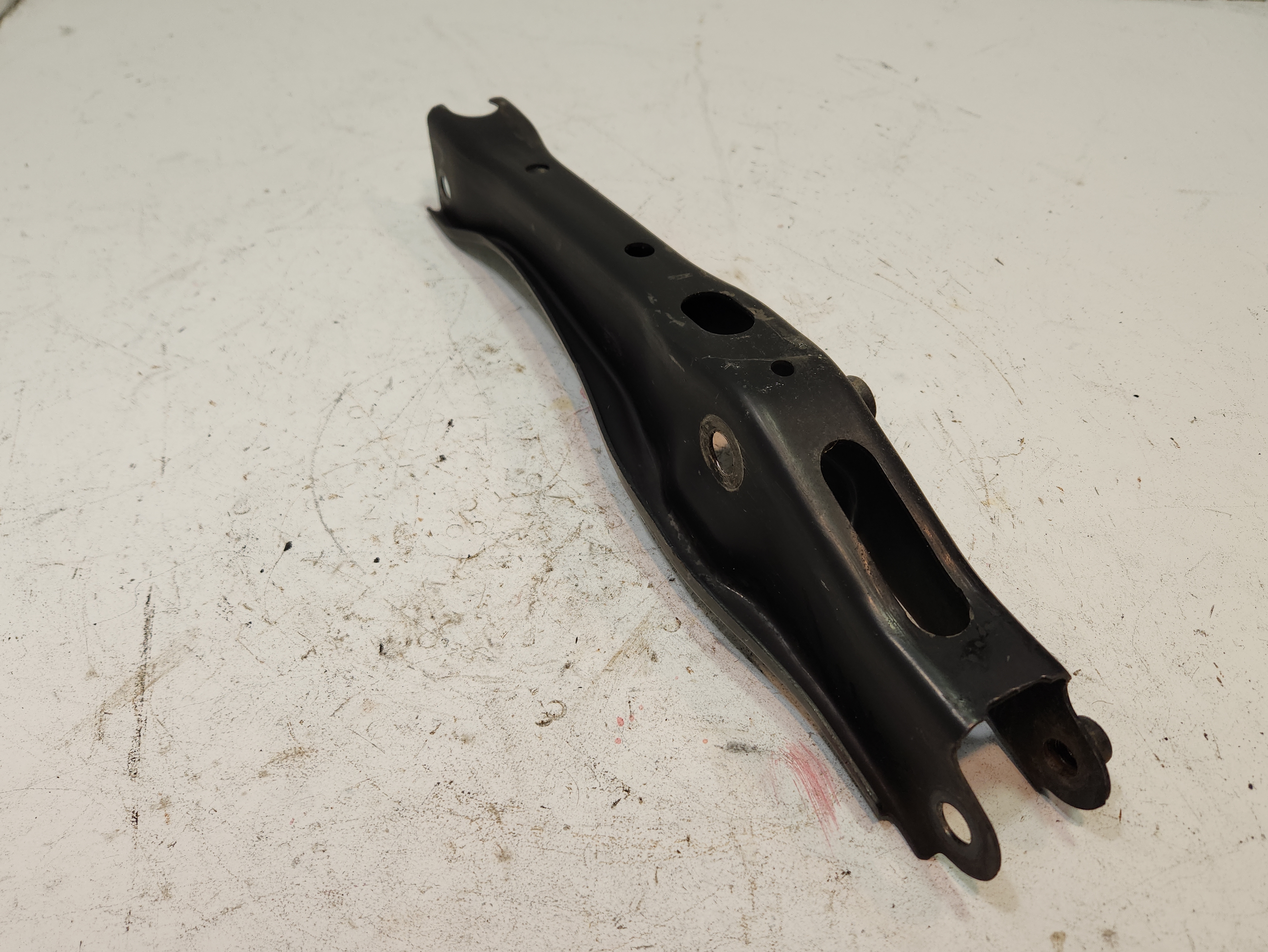 2014-2020 ACURA MDX REAR LEFT DRIVER SIDE LOWER CONTROL ARM OEM
