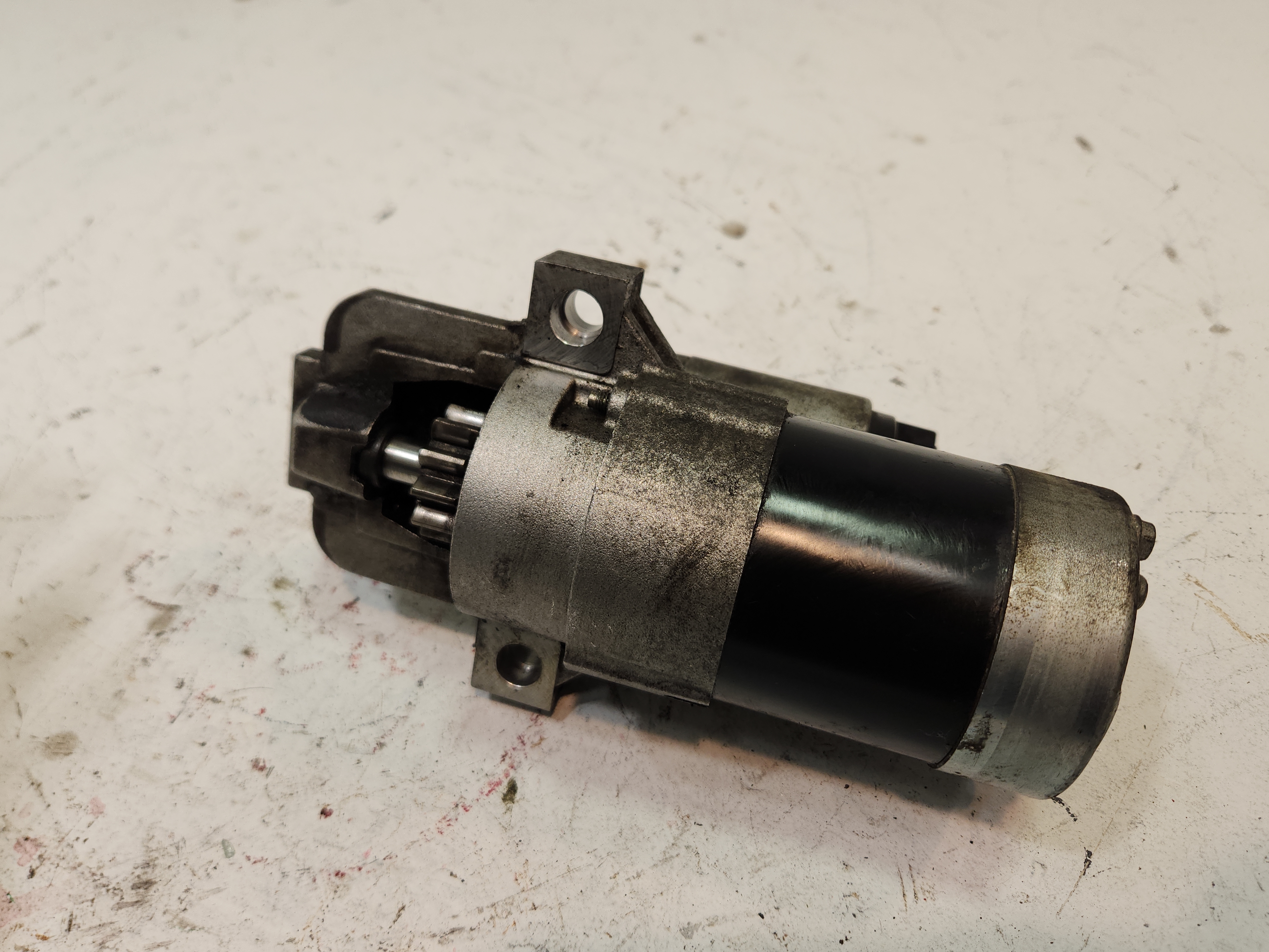 2012-2018 FORD FOCUS 2.0L STARTER MOTOR OEM