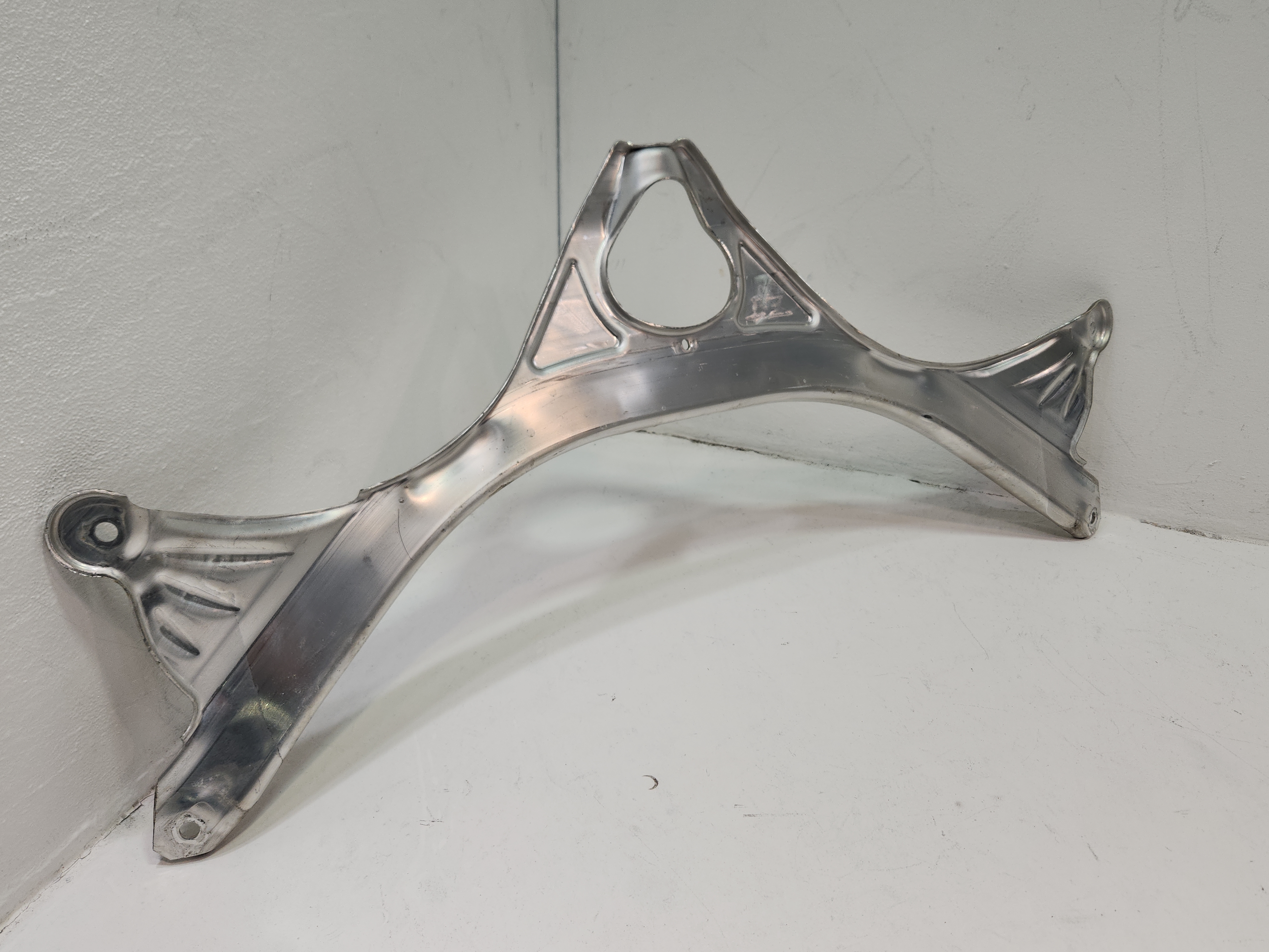 2013-2018 AUDI S6 FRONT STRUT CROSS BAR REINFORCEMENT SUPPORT BRACKET OEM