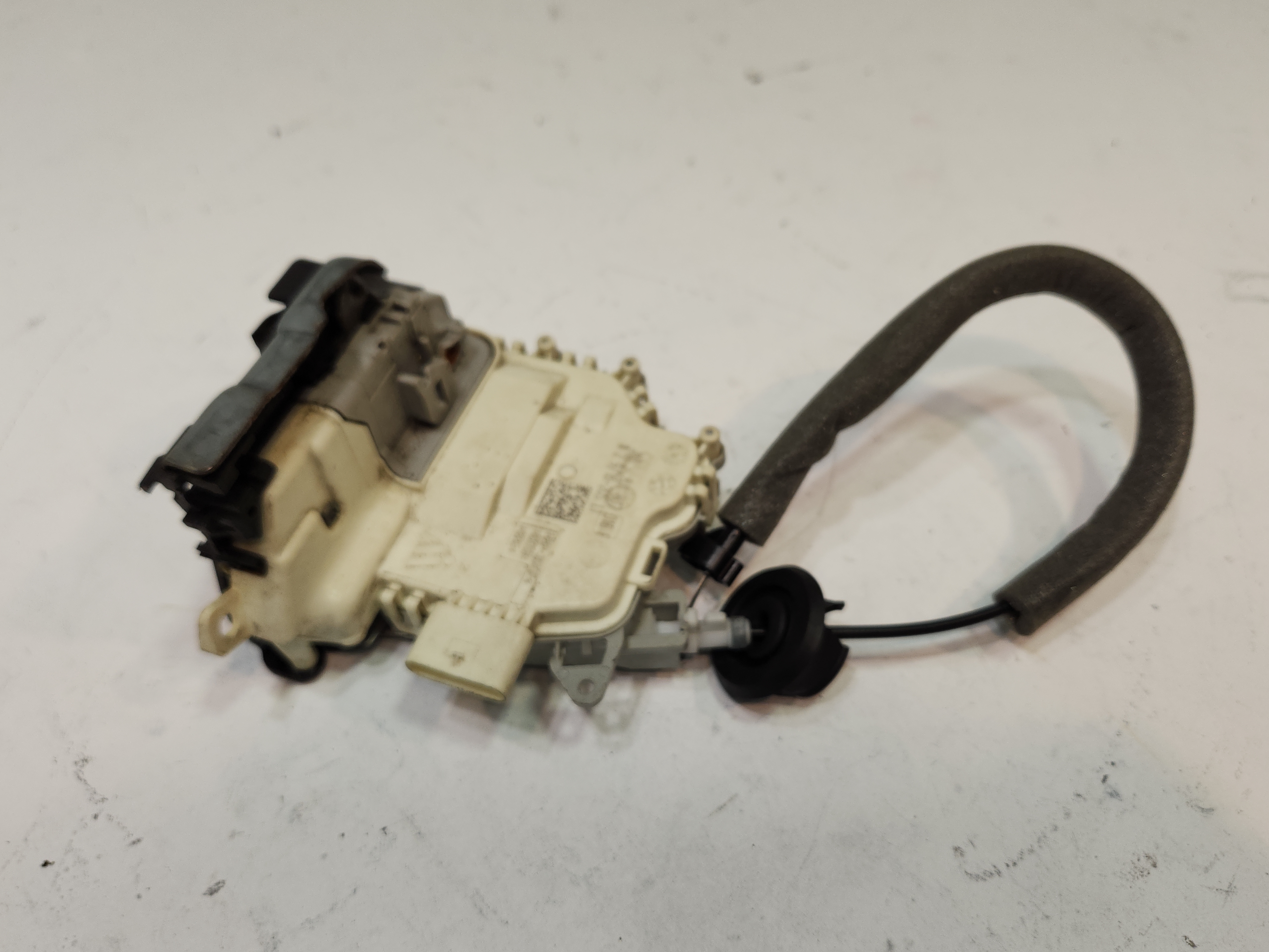 2013-2018 Audi S6 Front Right Passenger Side Door Lock Actuator Motor OEM